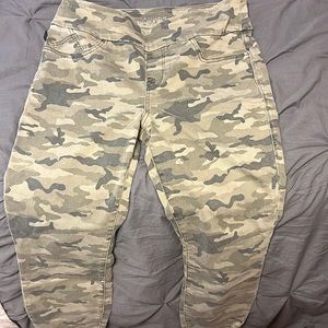 Rock and republic camo jeans